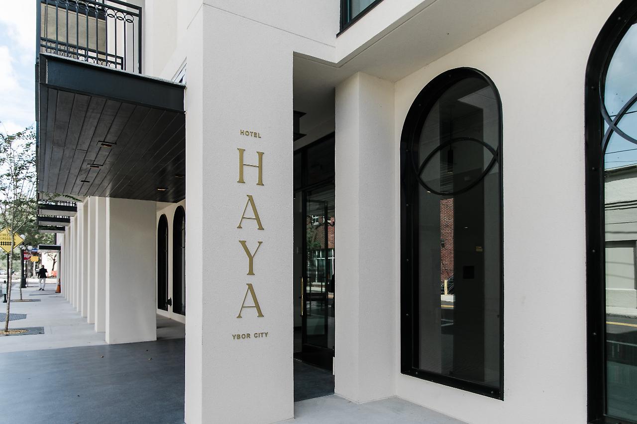 Hotel Haya แทมปา ภายนอก รูปภาพ