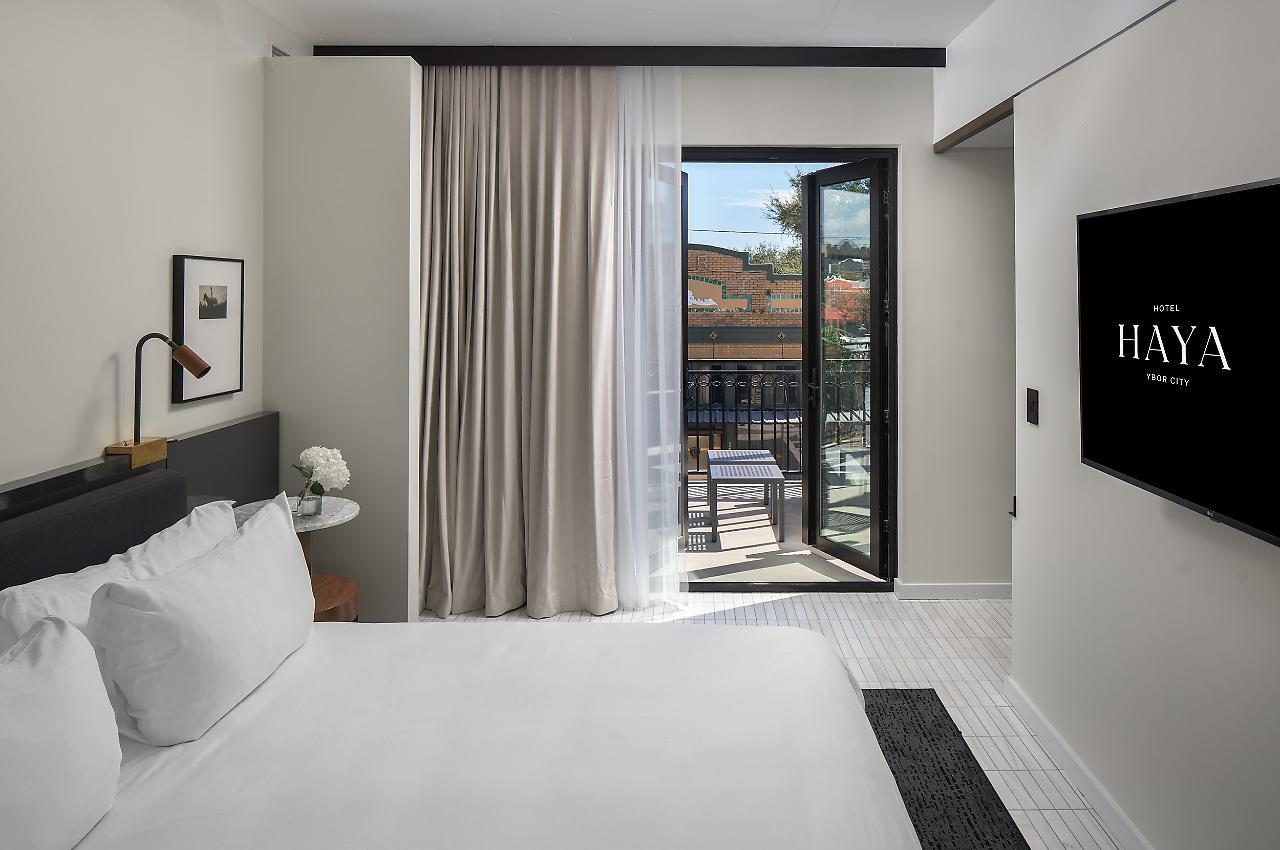 Hotel Haya แทมปา ภายนอก รูปภาพ