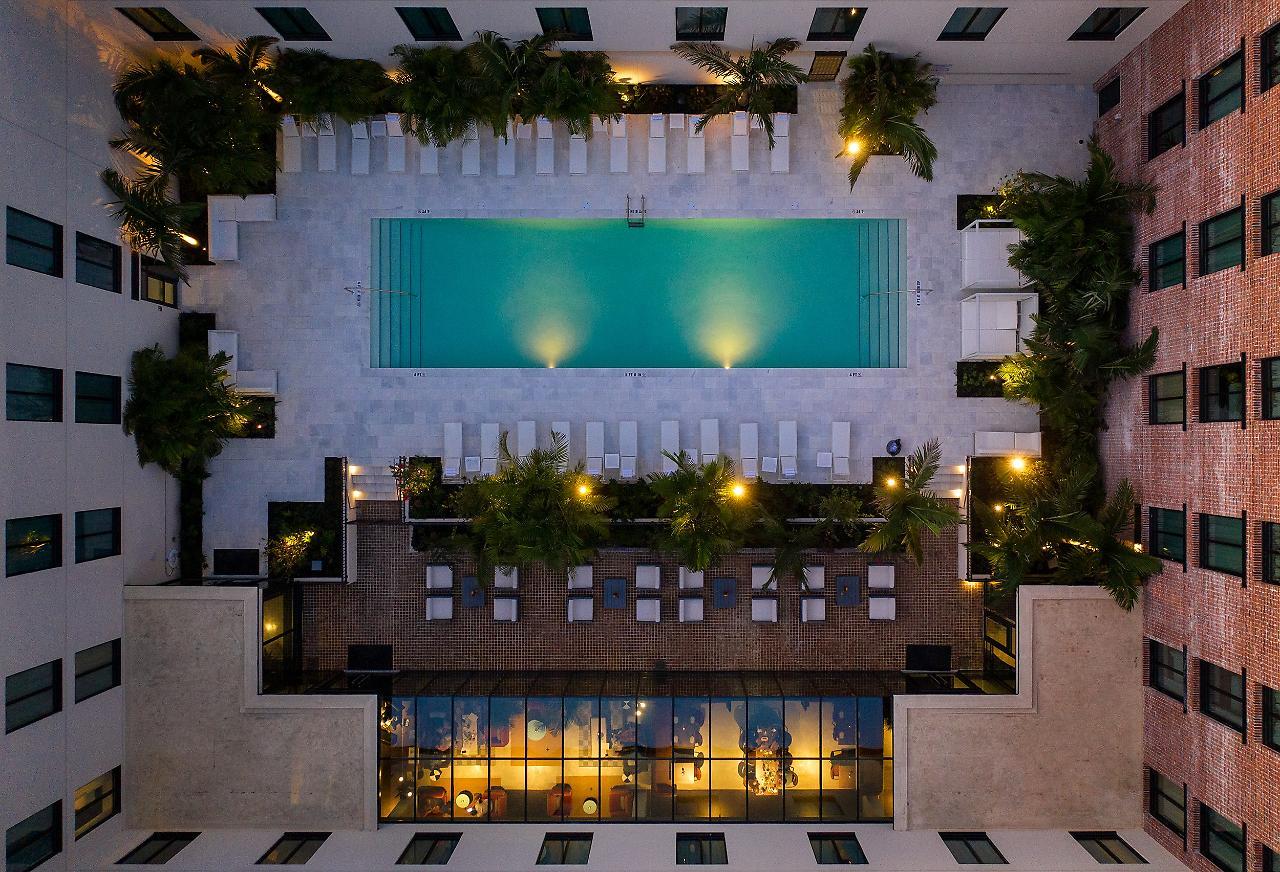Hotel Haya แทมปา ภายนอก รูปภาพ